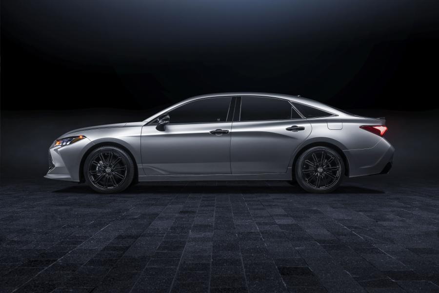 Toyota Avalon XSE Nightshade Edition 2020 года  (фото 2 из 6)